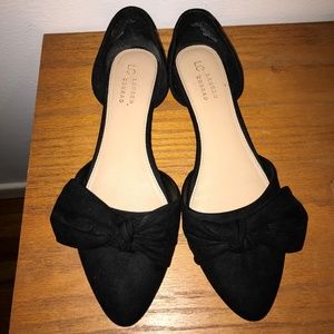 LC Lauren Conrad black flats w/ bow accent